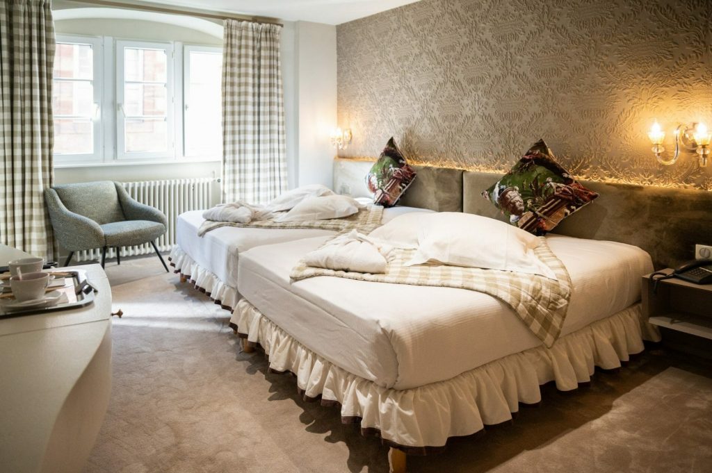 Hôtel Suisse à Strasbourg en photo 4 Chambre hôtel Suisse Strasbourg